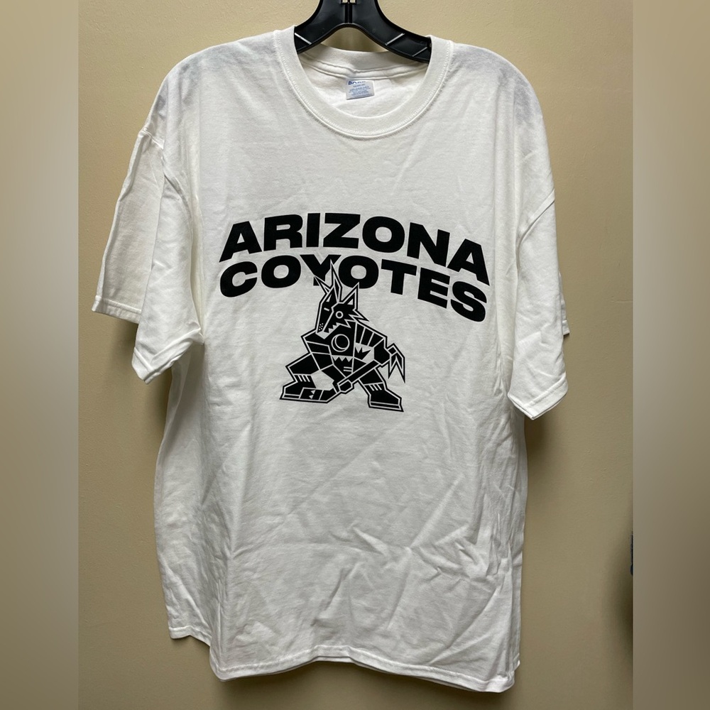 Arizona Coyotes T-shirt